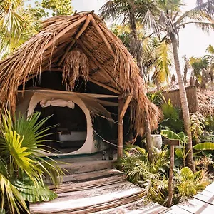 Uman Glamping & Cenote , Tulum México